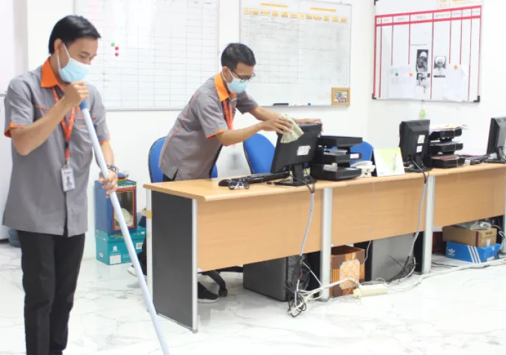 Services Cleaning Service dfhfg